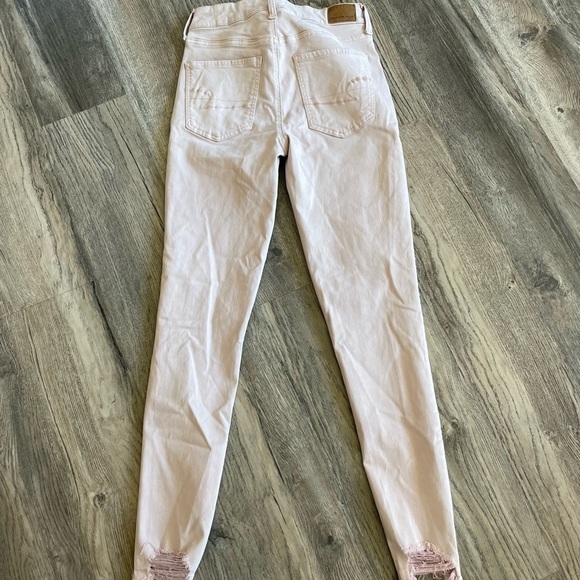 American Eagle Women’s High Rise Distressed Jegging, size 6 - Picture 8 of 9